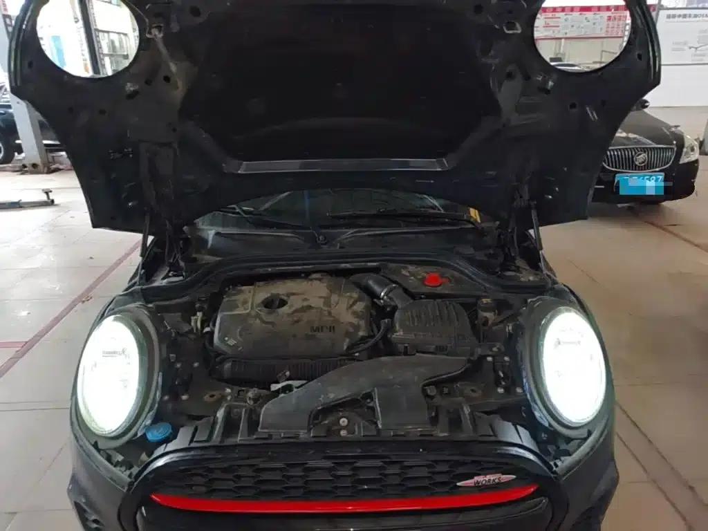 2021 MINI JCW 2.0T JOHN COOPER WORKS — миниатюра 16
