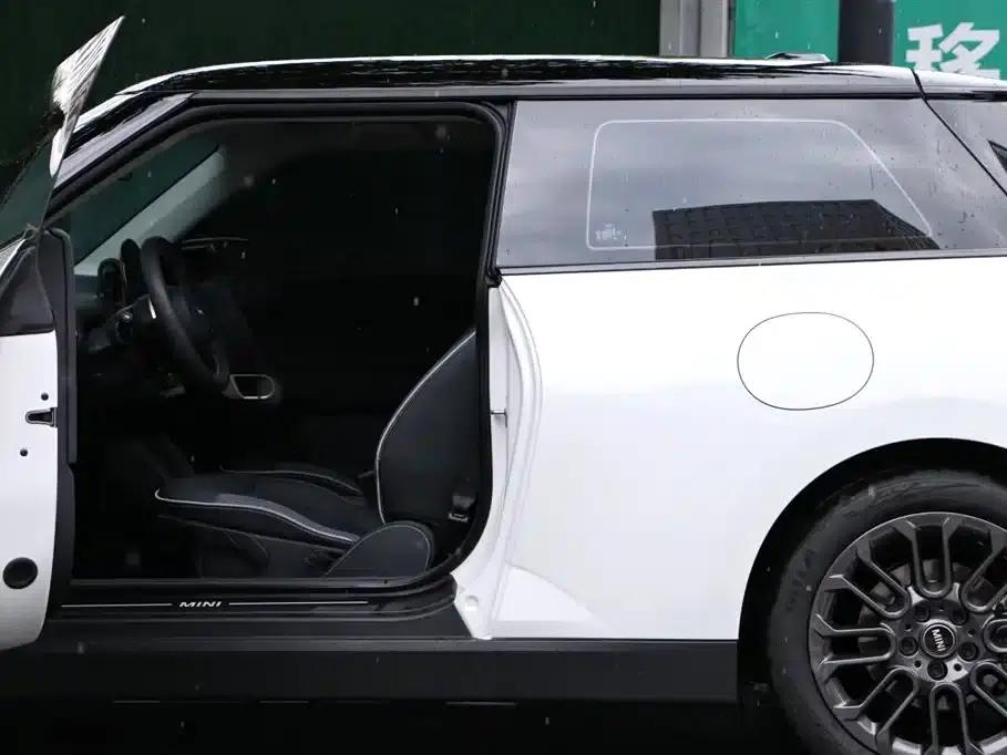 2026 Electric MINI Cooper, 466km/h, Cooper E Classic — миниатюра 20