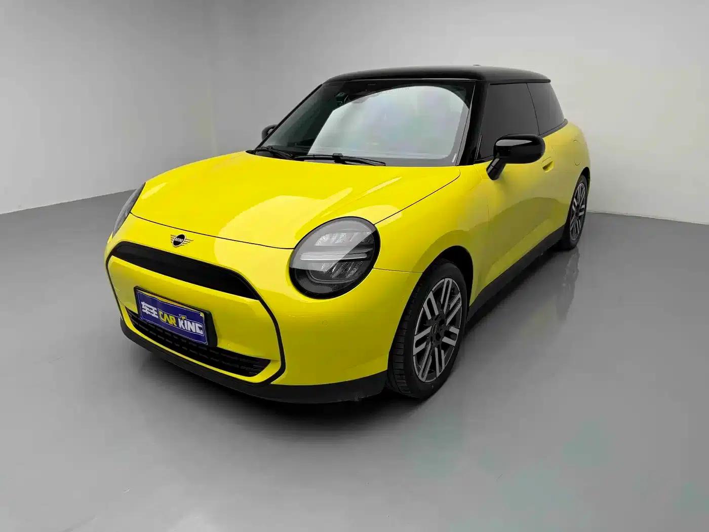 2024 Electric MINI Cooper (456km/h) - Classic Style — миниатюра 1