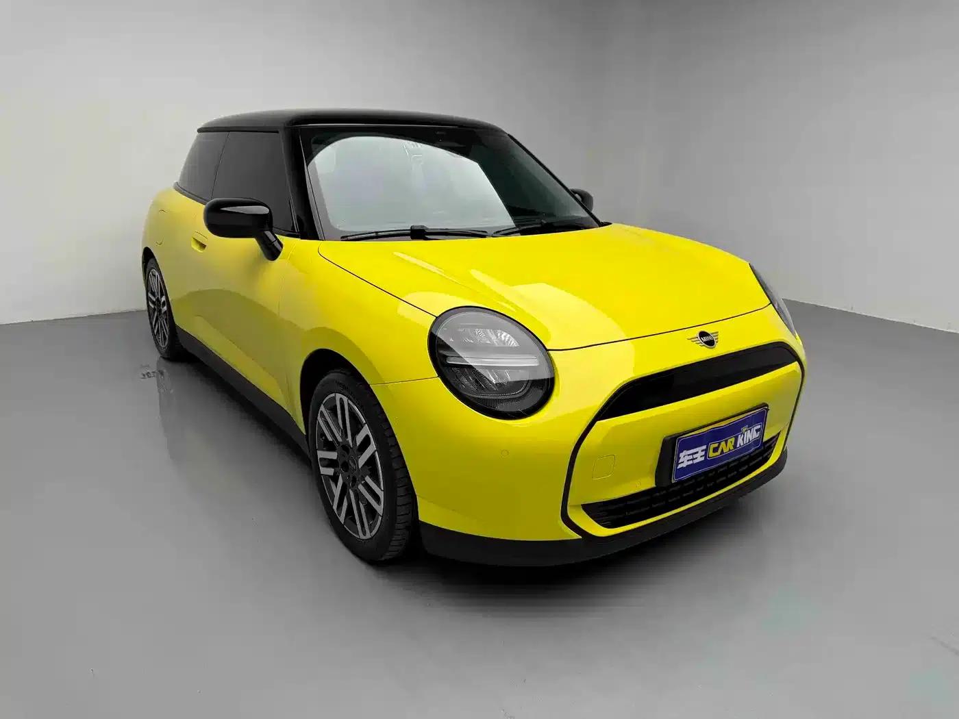 2024 Electric MINI Cooper (456km/h) - Classic Style — миниатюра 2