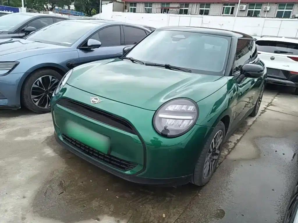 2024 Electric MINI Cooper (456km/h) - The Cooper E Big Player — миниатюра 1