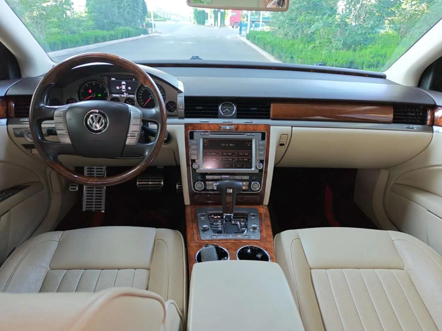 Volkswagen Phaeton 2012 3.0L Executive Version — миниатюра 17
