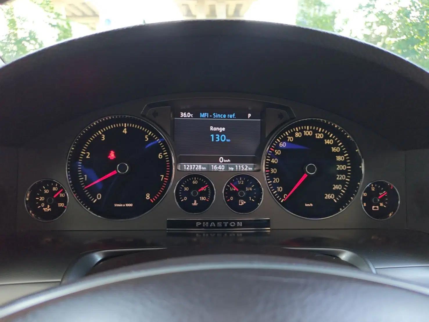 Volkswagen Phaeton 2012 3.0L Executive Version — миниатюра 19