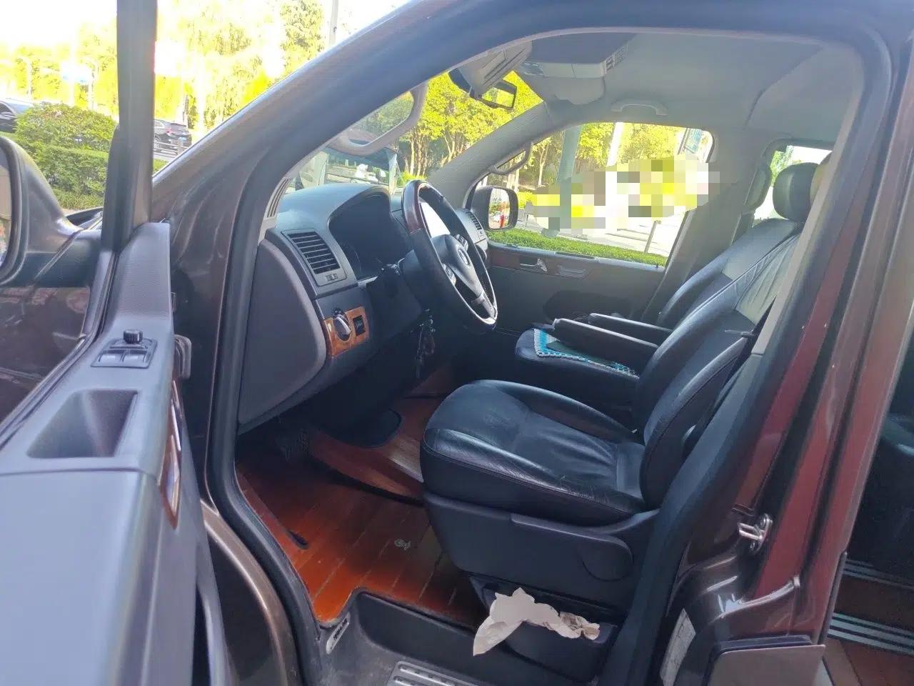 Volkswagen Multivan 2012 2.0 TSI Two-Wheel Drive Business Edition — миниатюра 15