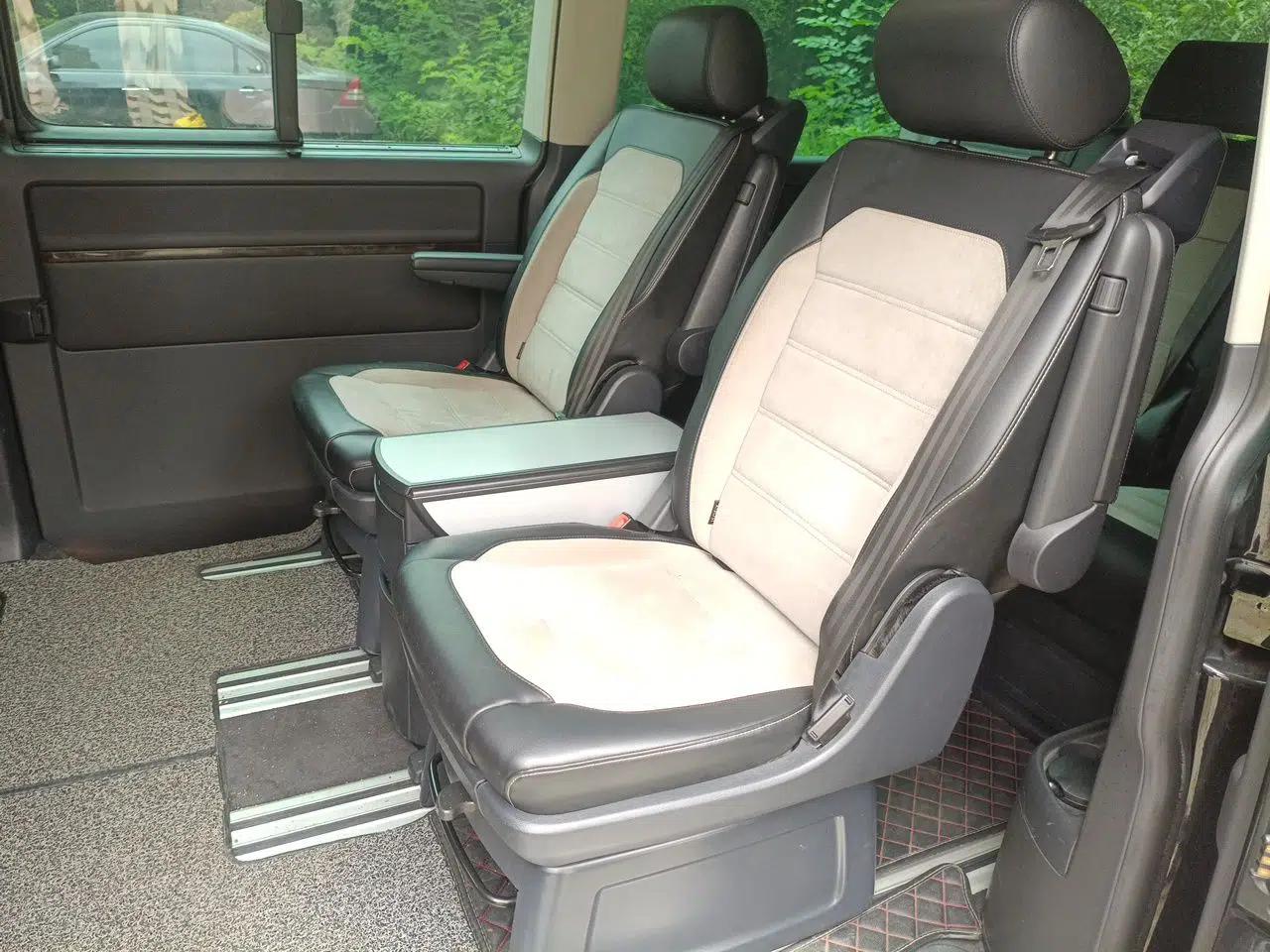 Volkswagen Multivan 2018 2.0 TSI 4x4 Prestige Edition 7-Seater — миниатюра 17