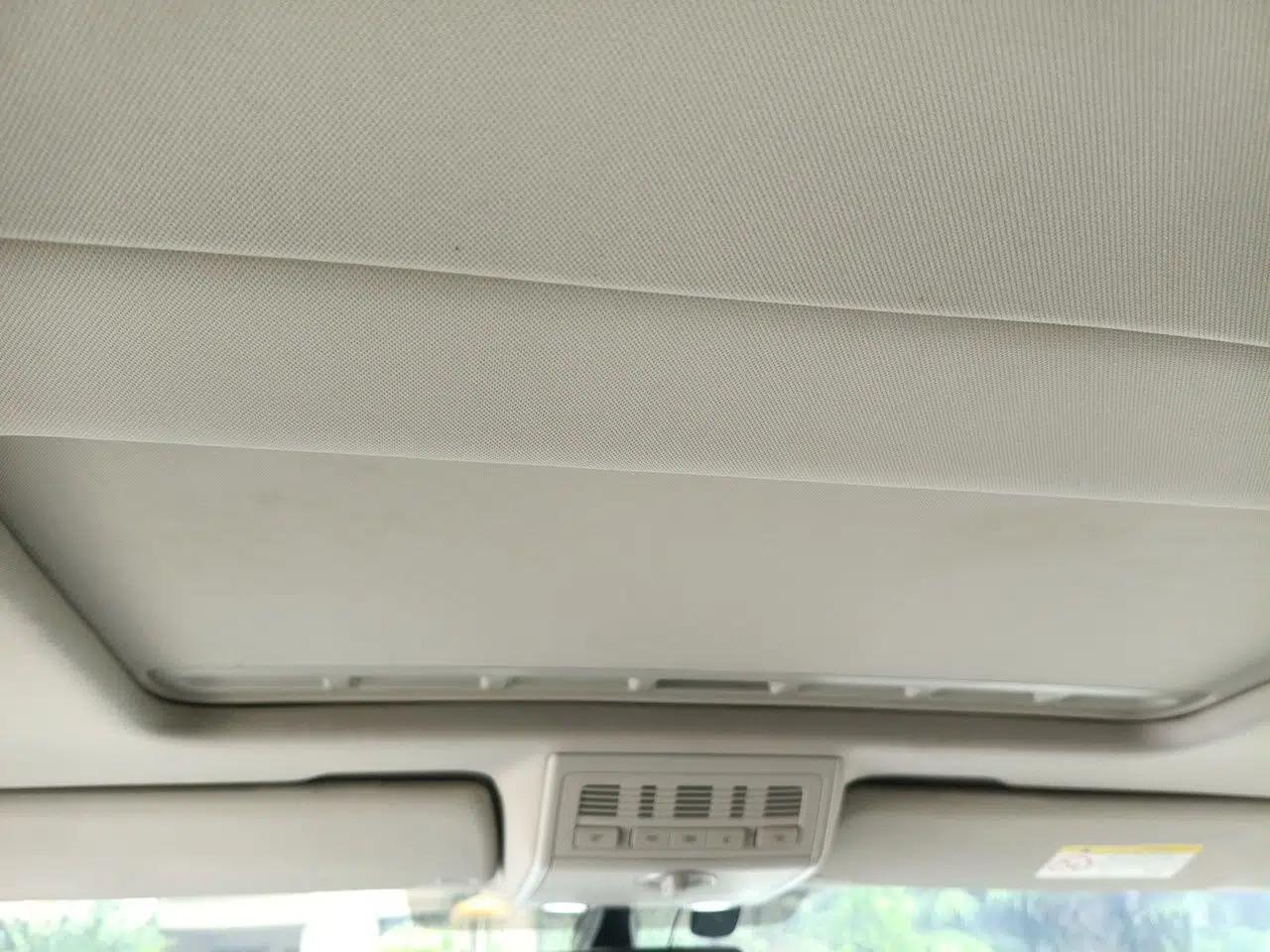 Volkswagen Multivan 2018 2.0 TSI 4x4 Prestige Edition 7-Seater — миниатюра 18