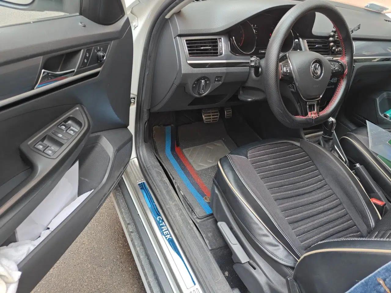 Volkswagen C-TREK 2018 1.5L Automatic Comfort Model — миниатюра 16