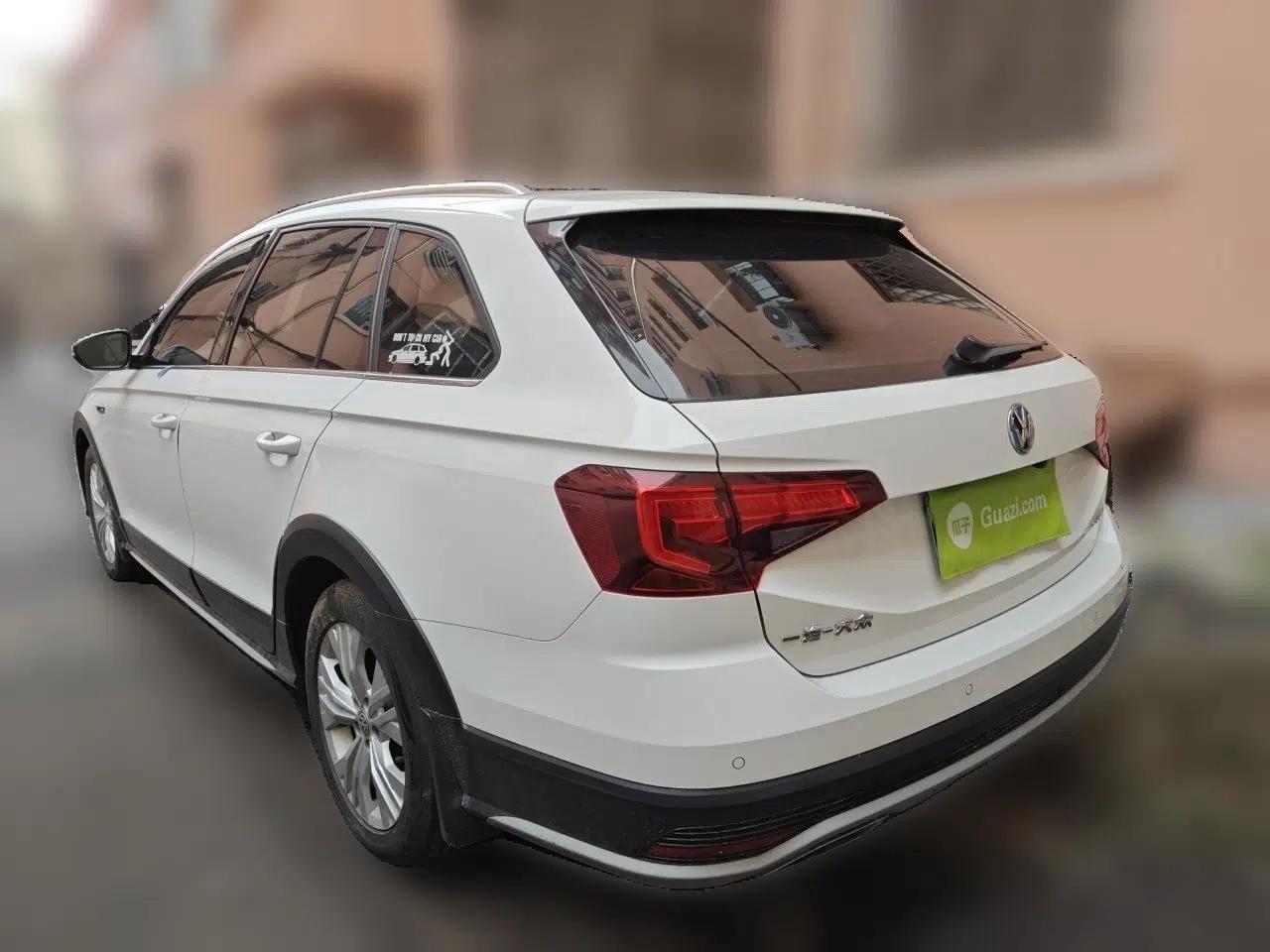 Volkswagen C-TREK 2018 1.5L Automatic Comfort Model — миниатюра 4