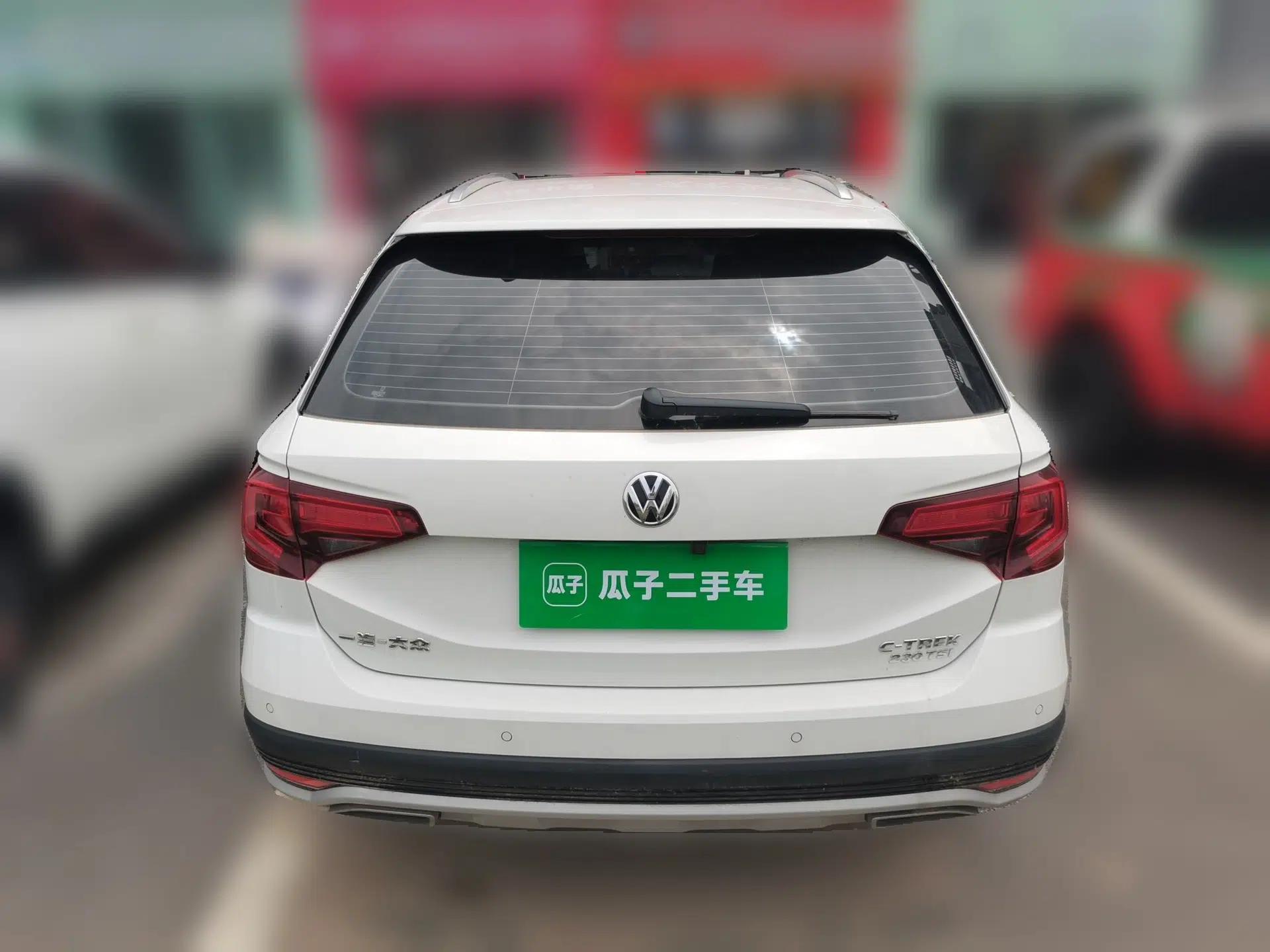 Volkswagen C-TREK 2017 230TSI DSG Comfort Version — миниатюра 5