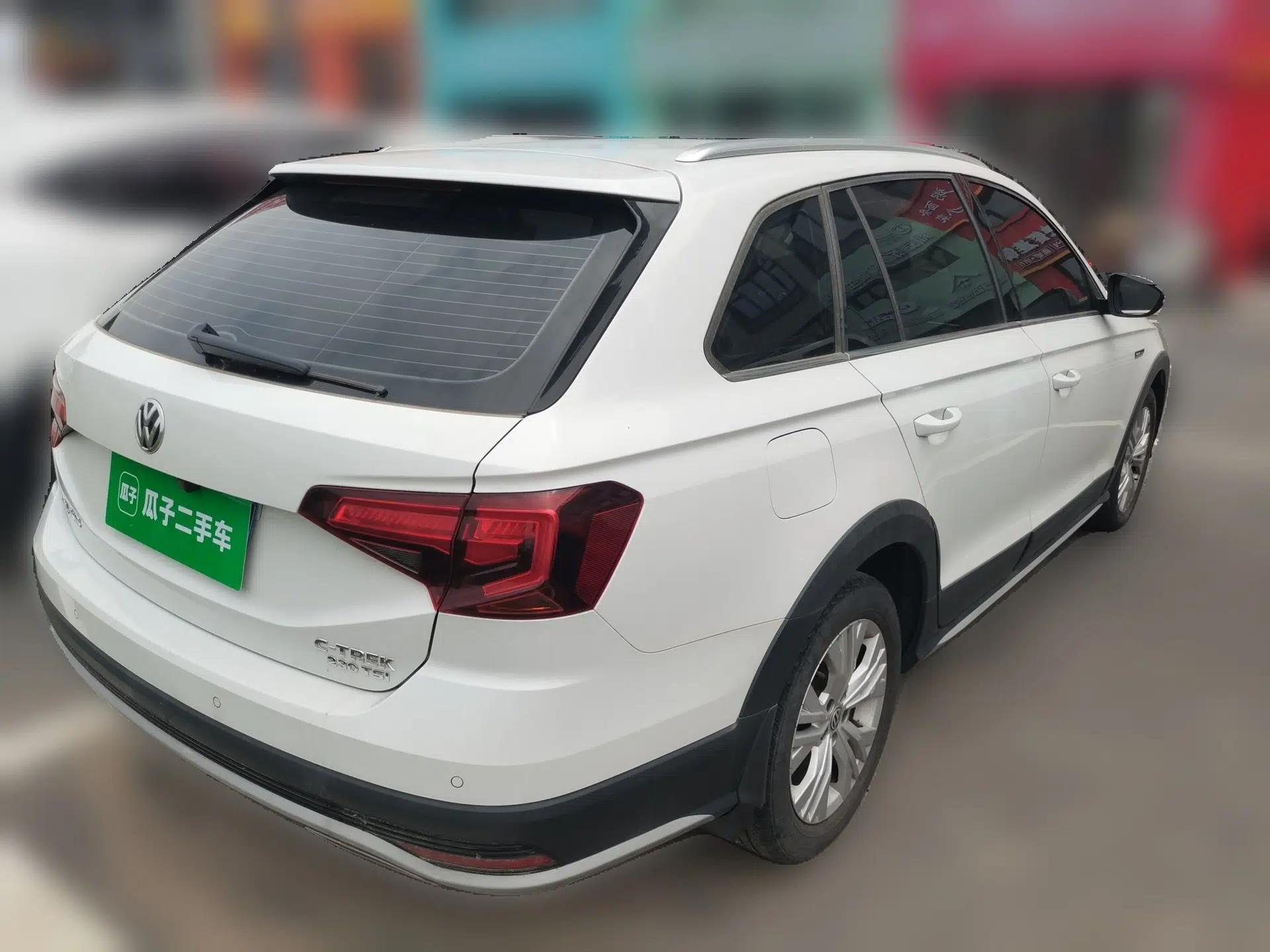 Volkswagen C-TREK 2017 230TSI DSG Comfort Version — миниатюра 6