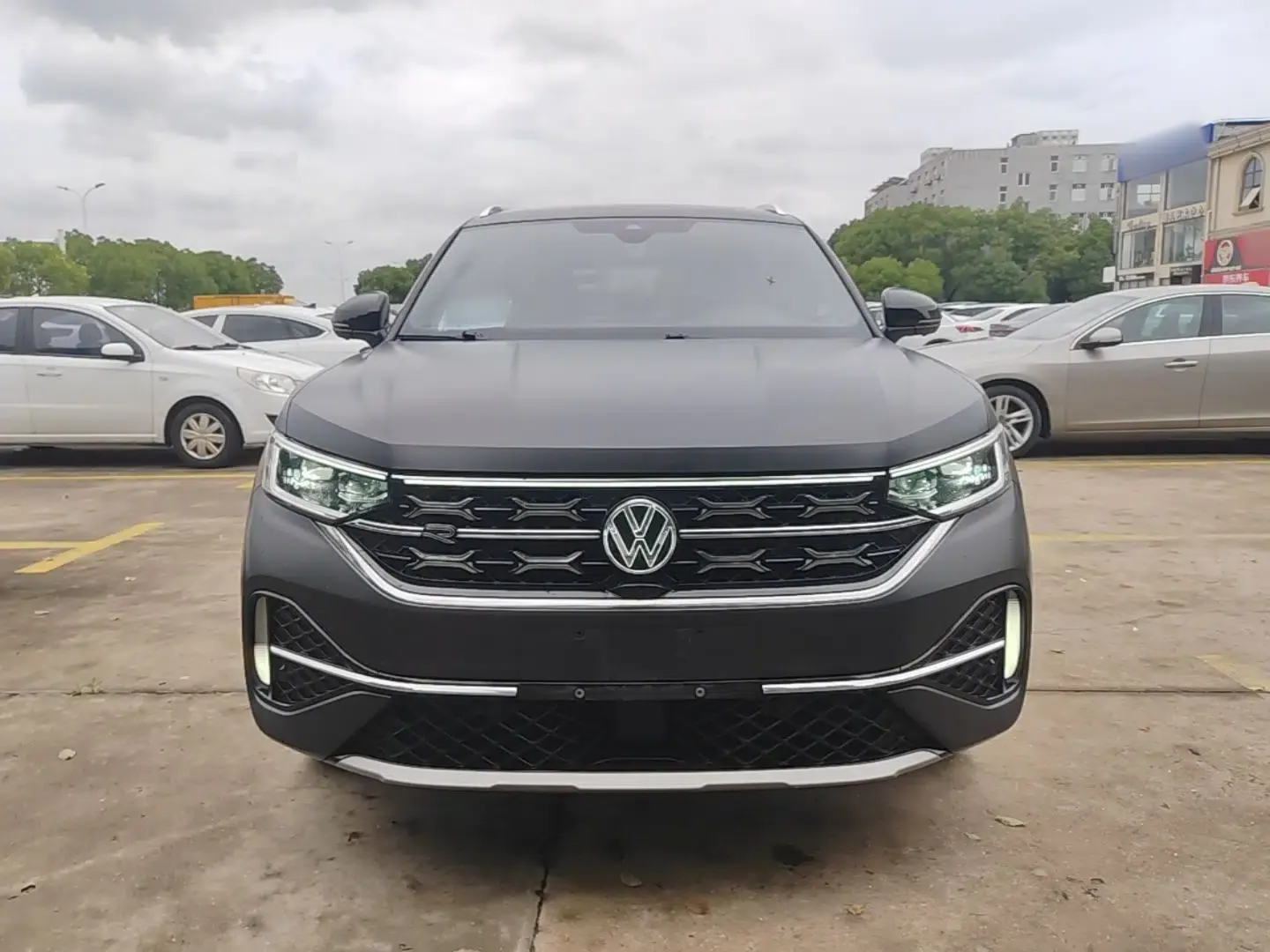 Volkswagen Tayron X 2023 Revised 380TSI Four-Wheel Drive Flagship Smart Edition — миниатюра 2