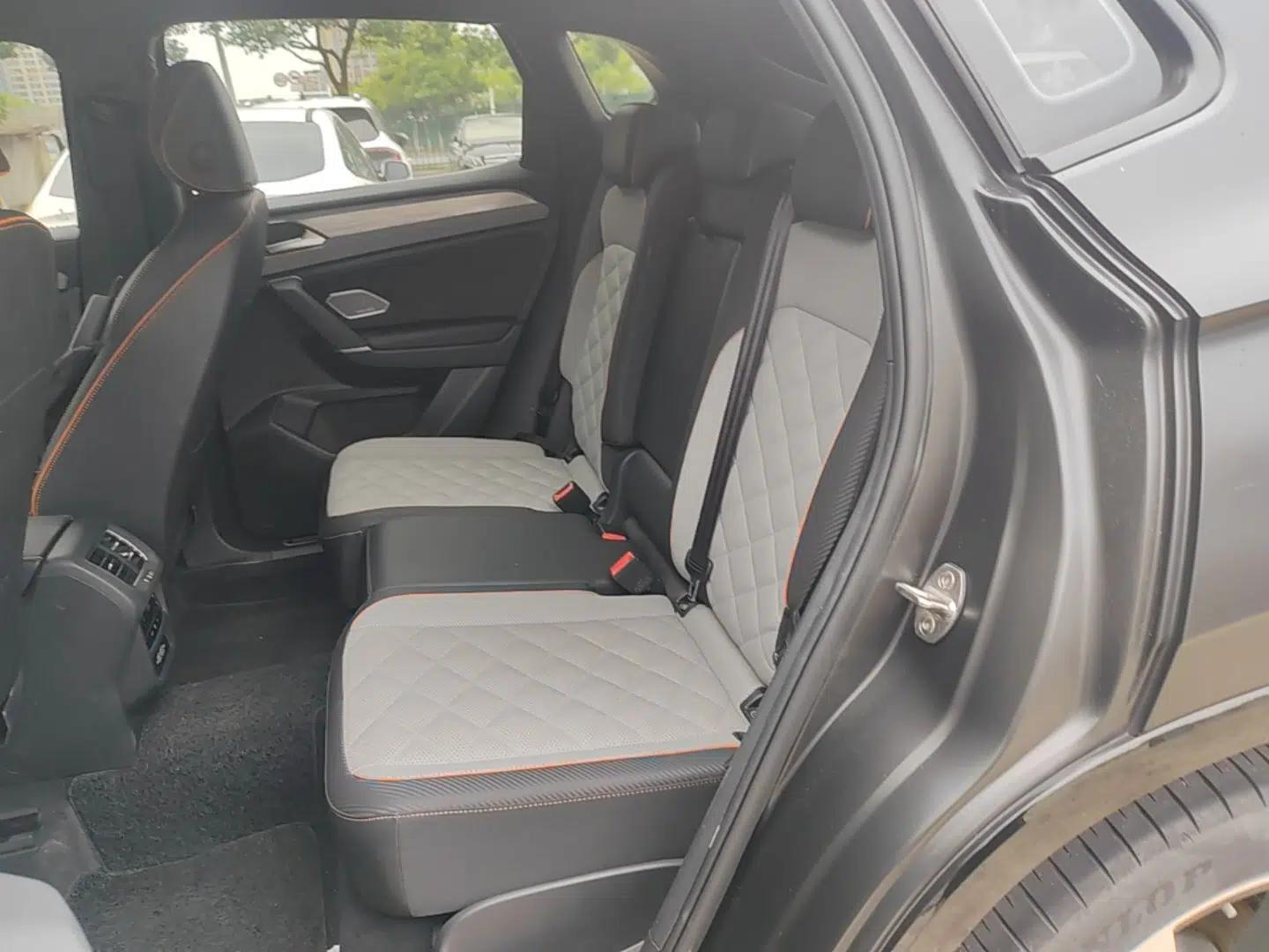 Volkswagen Tayron X 2023 Revised 380TSI Four-Wheel Drive Flagship Smart Edition — миниатюра 20