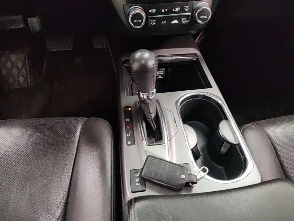 2013 Acura RDX Imported Model 3.5L AWD Luxury Edition — миниатюра 10