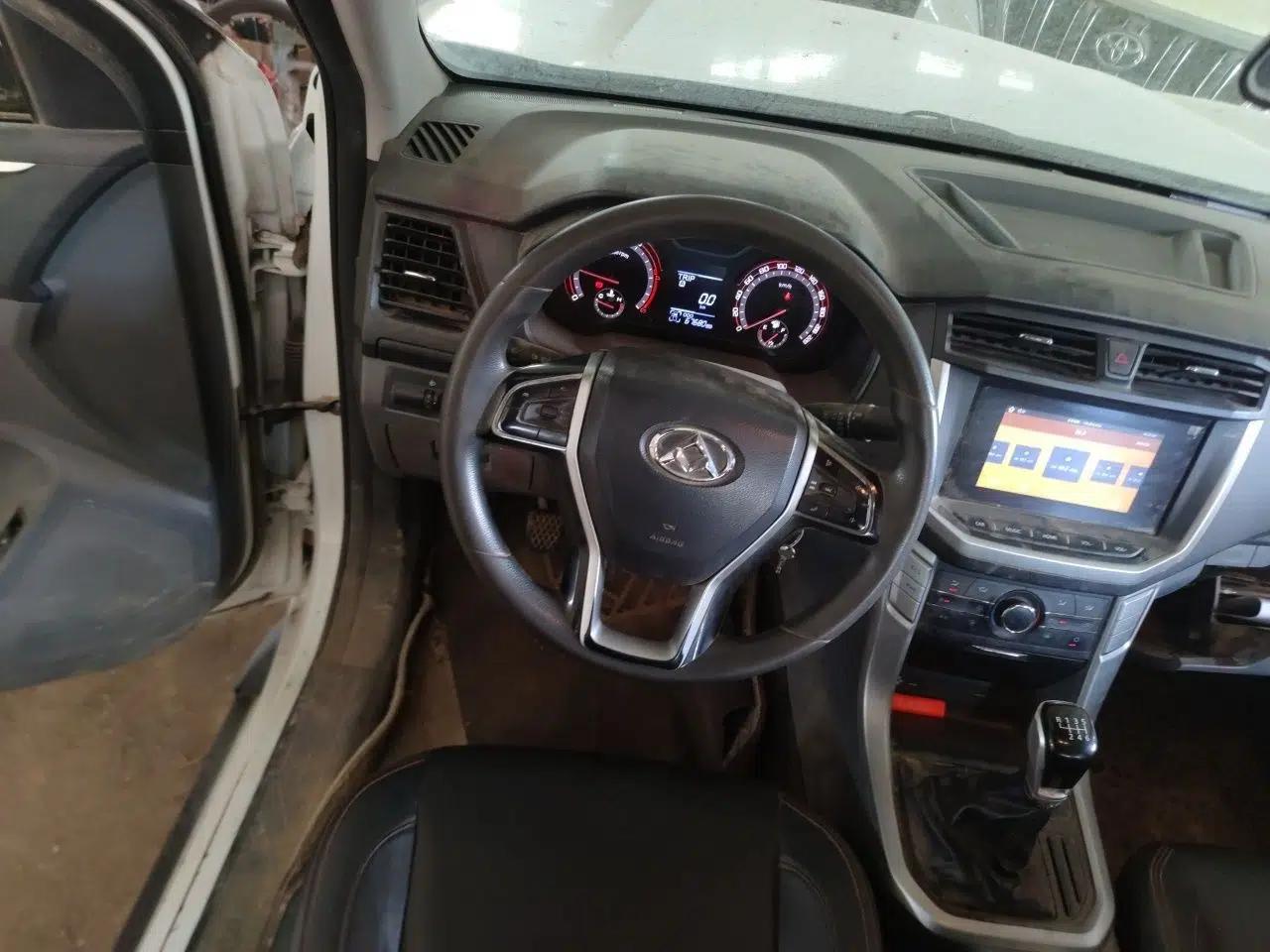 SAIC MAXUS T60 2017 2.8T Diesel Manual Two-Wheel Drive High-Ride Comfort Plus Long-Body Emission Standard V — миниатюра 10