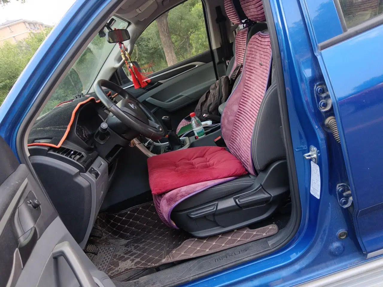 SAIC MAXUS T60 2019 2.4L Gasoline Manual Two-Wheel-Drive High-Ride Pioneer Edition Standard Cab — миниатюра 15