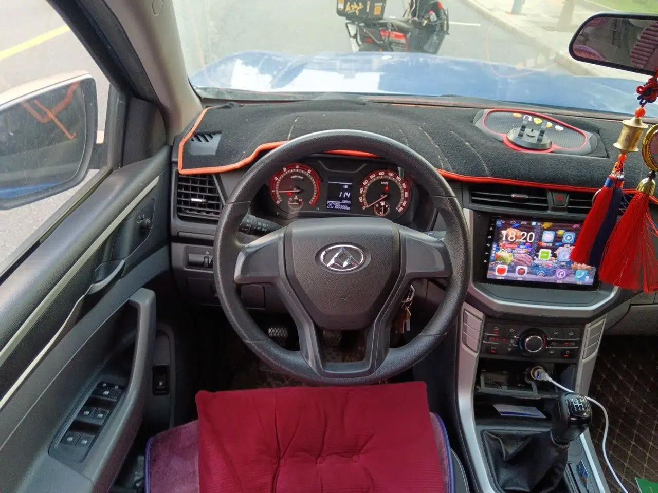 SAIC MAXUS T60 2019 2.4L Gasoline Manual Two-Wheel-Drive High-Ride Pioneer Edition Standard Cab — миниатюра 10