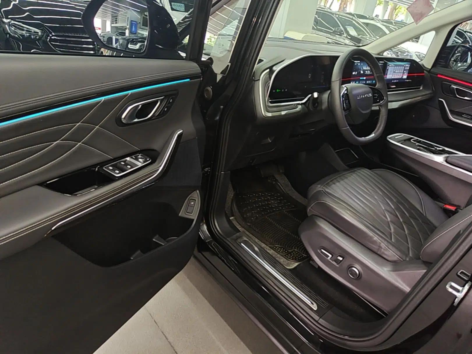 SAIC MAXUS Dajia 9 2022 Long-Range High-Mountain Six-Seater Version — миниатюра 23