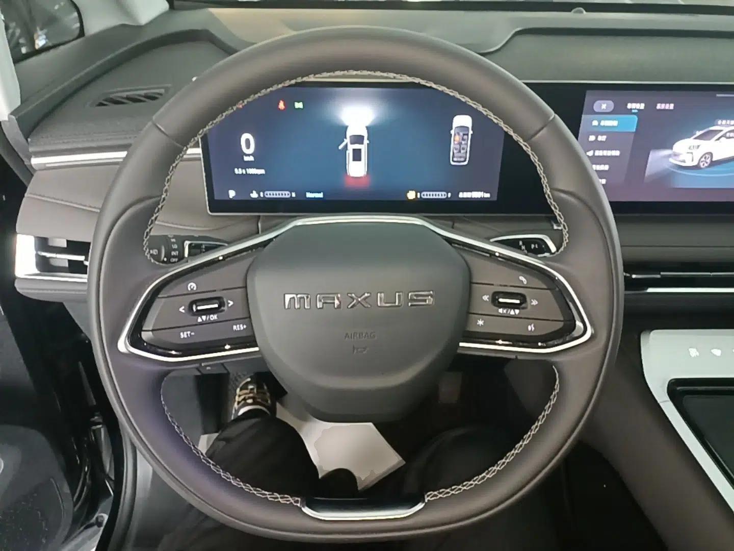 SAIC MAXUS G70 2024 2.0T Automatic Luxury Edition 7 Seats — миниатюра 13