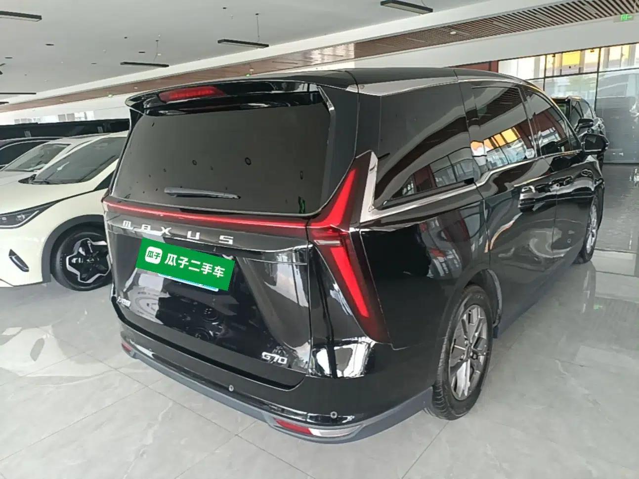 SAIC MAXUS G70 2024 2.0T Automatic Luxury Edition 7 Seats — миниатюра 6