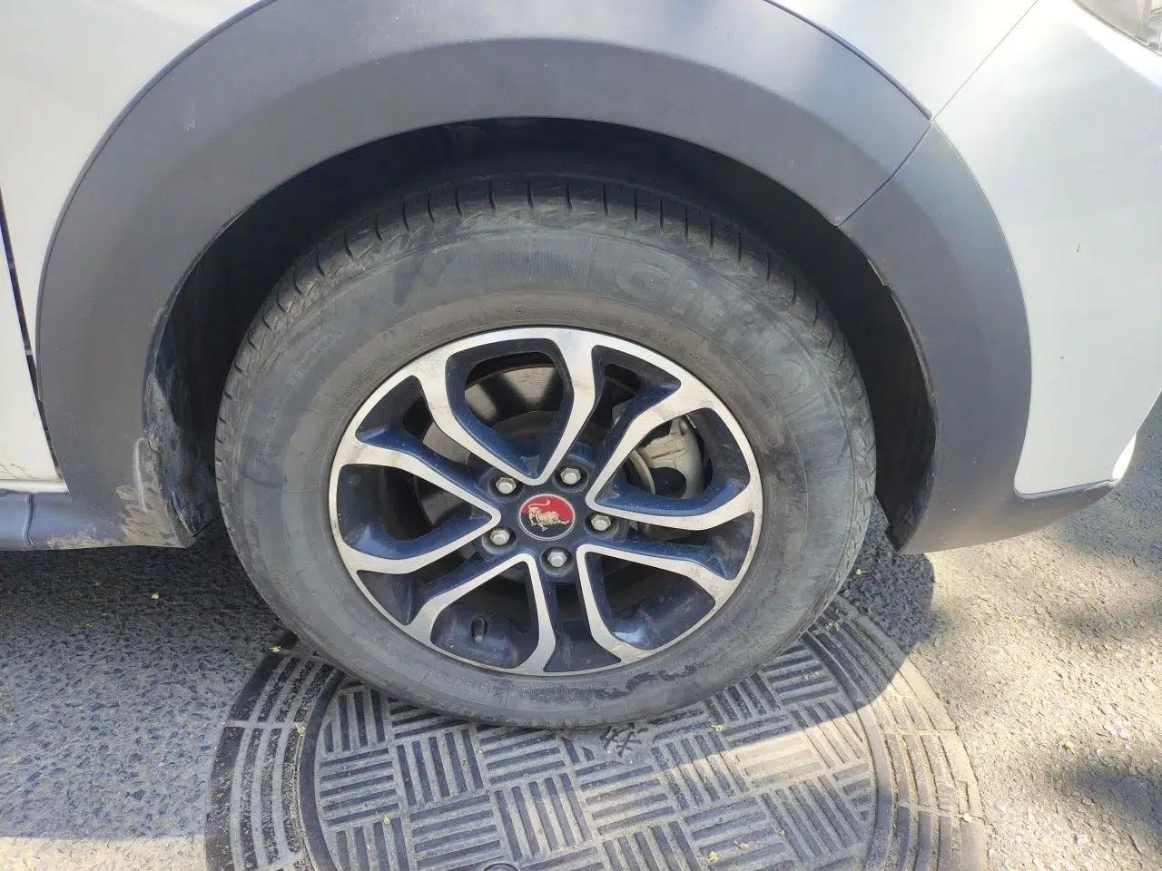 FORTHING Joyear X3 2016 1.5L Comfort Model — миниатюра 8