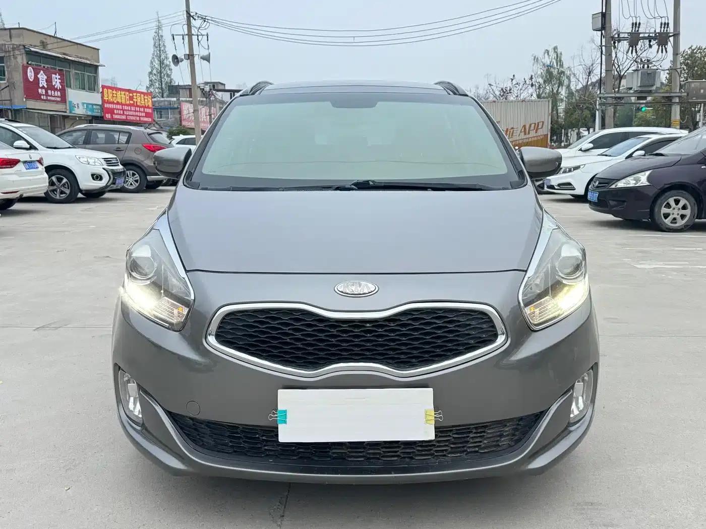 Carens 2013 2.0L 7-seater Automatic Comfort Edition (National V Emission Standard) — миниатюра 2