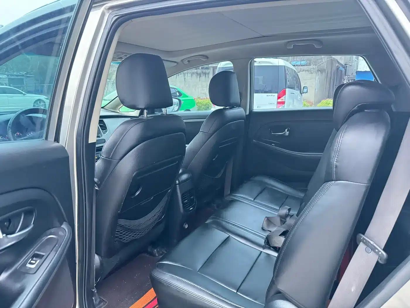 Carens 2013 2.0L 7-seater Automatic Comfort Edition (National V Emission Standard) — миниатюра 9