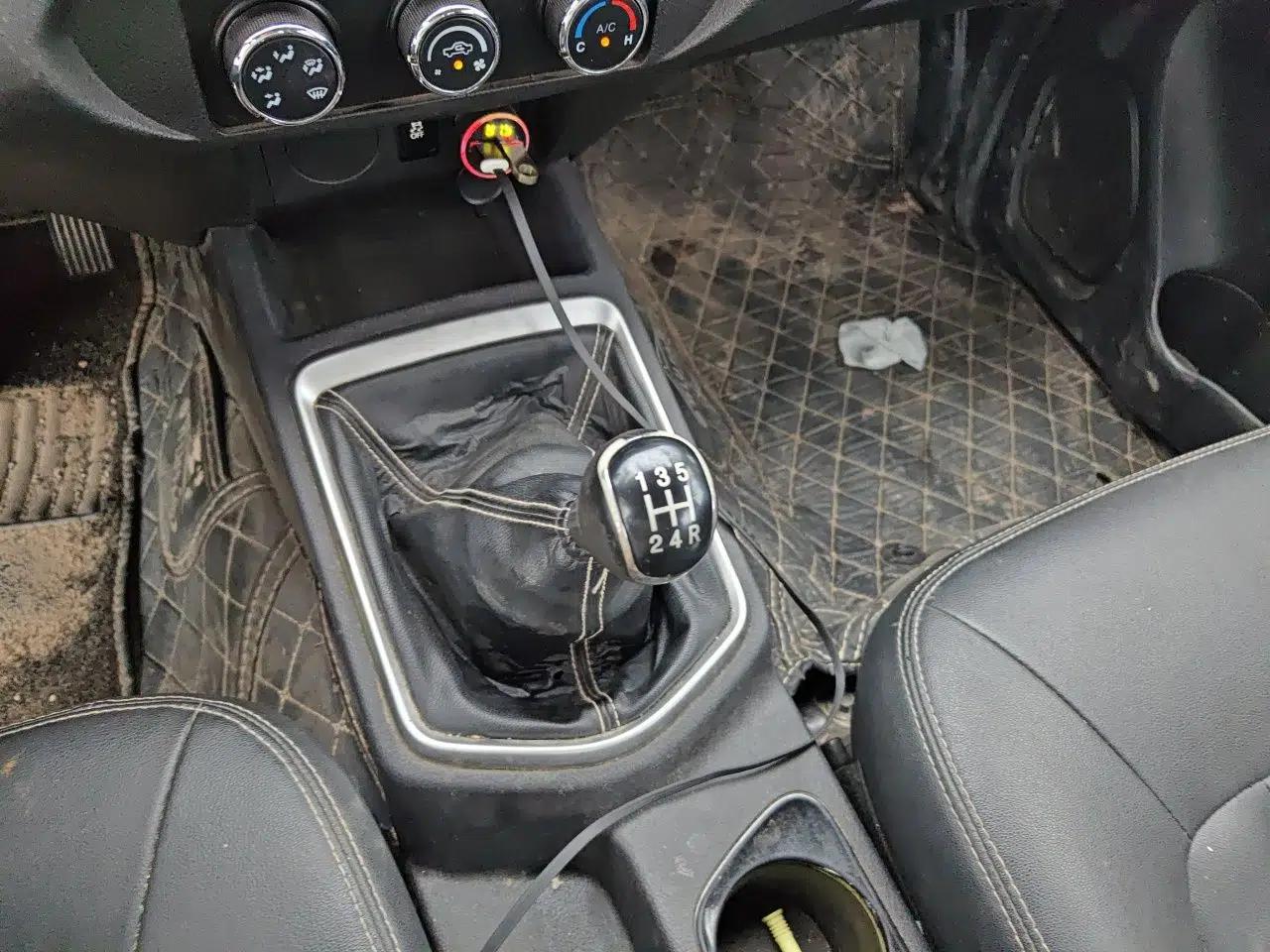 Dongfeng Ruichi 2021 2.4T Diesel Two-Wheel Drive Base Version YCY24165-61 — миниатюра 14