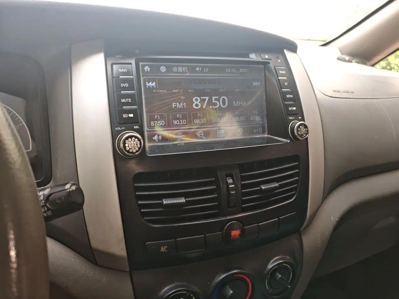 Dongfeng Shuaike 2014 1.6L Manual Luxury 7-Seater China IV Standard — миниатюра 13