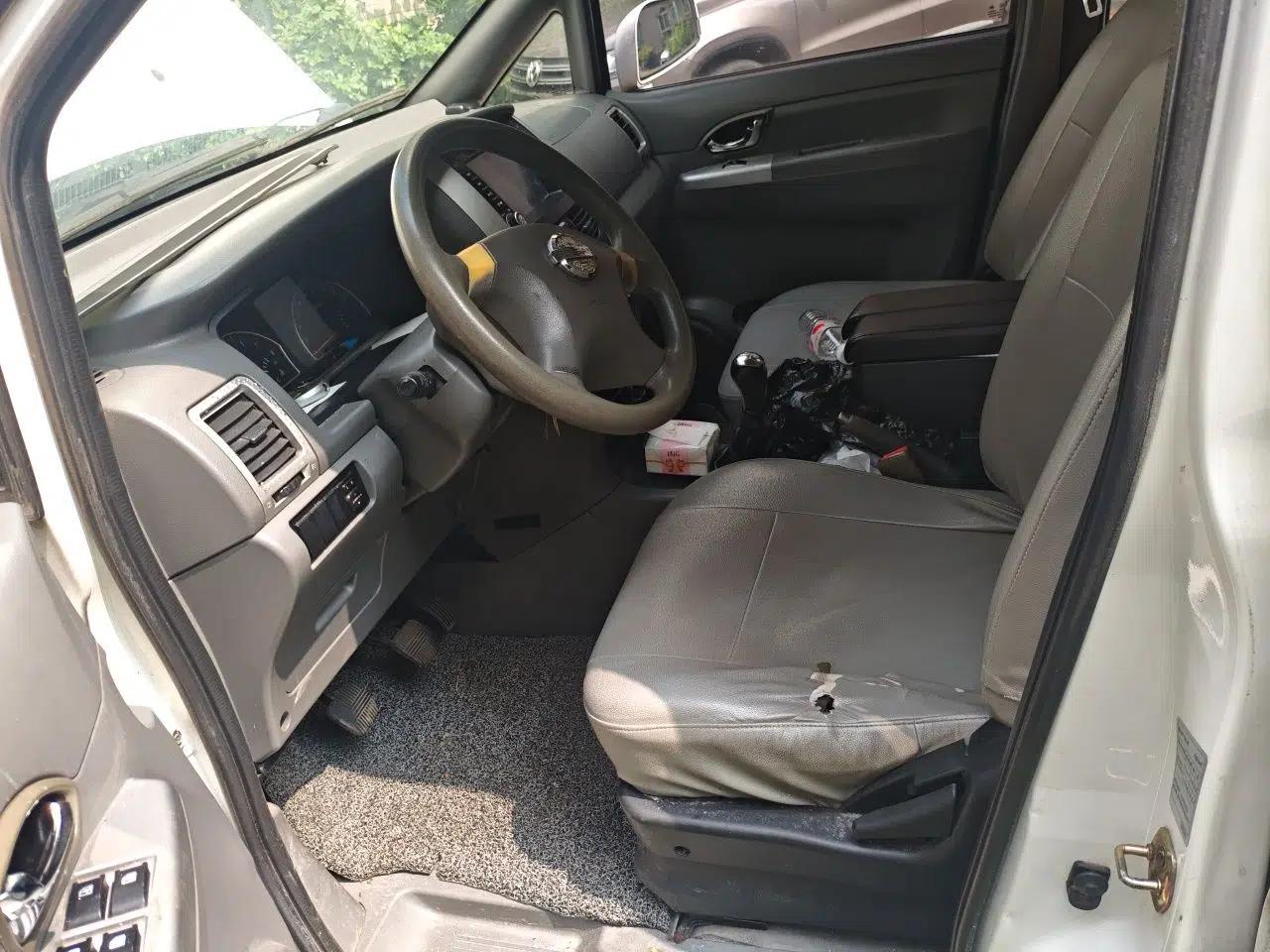 Dongfeng Shuaike 2014 1.6L Manual Luxury 7-Seater China IV Standard — миниатюра 15