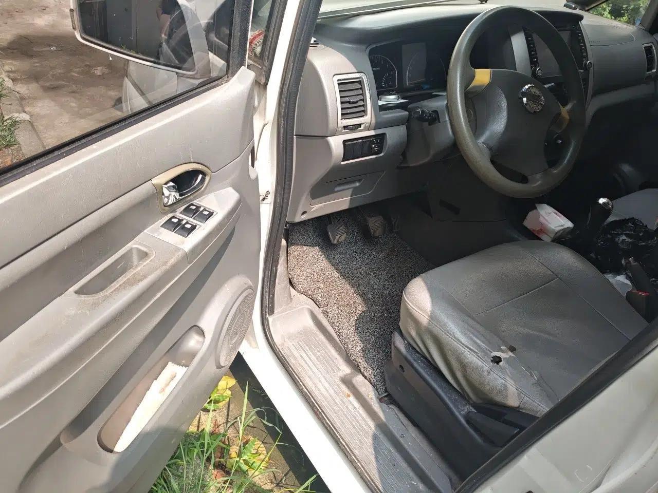 Dongfeng Shuaike 2014 1.6L Manual Luxury 7-Seater China IV Standard — миниатюра 16