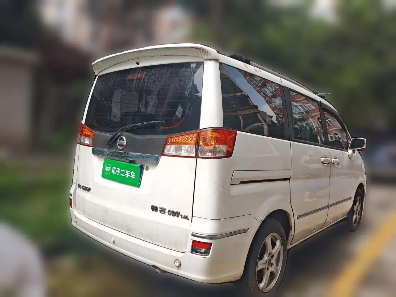 Dongfeng Shuaike 2014 1.6L Manual Luxury 7-Seater China IV Standard — миниатюра 6