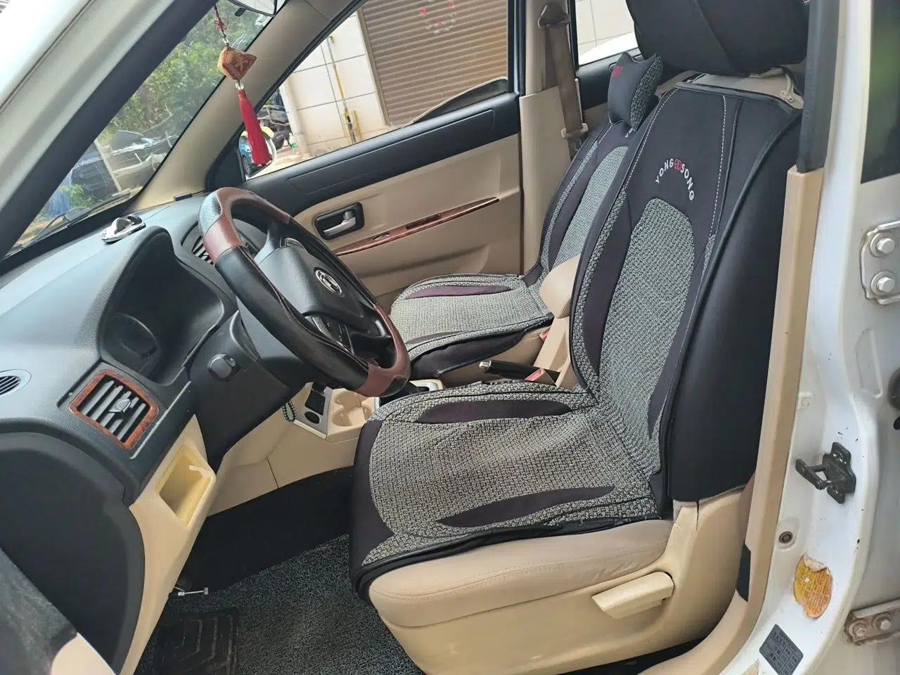 Dongfeng Fengon 330 2014 1.5L Manual Comfort Version DK15-02 — миниатюра 15