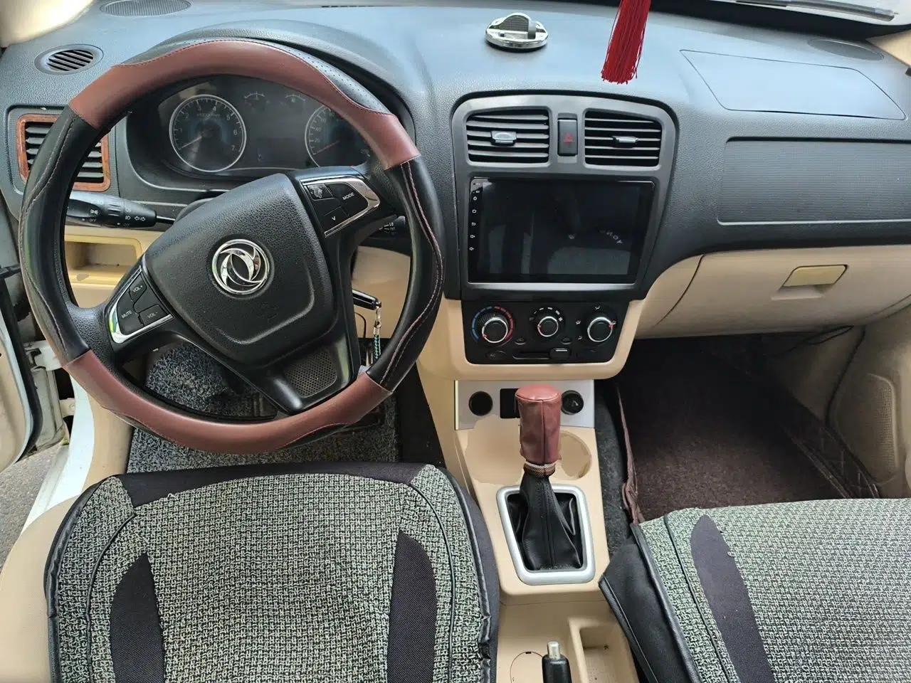 Dongfeng Fengon 330 2014 1.5L Manual Comfort Version DK15-02 — миниатюра 9