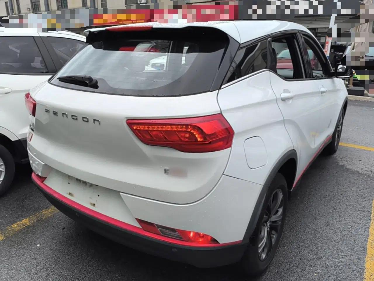Dongfeng Fengon 500 2021 1.5L CVT Enjoyment Version — миниатюра 6