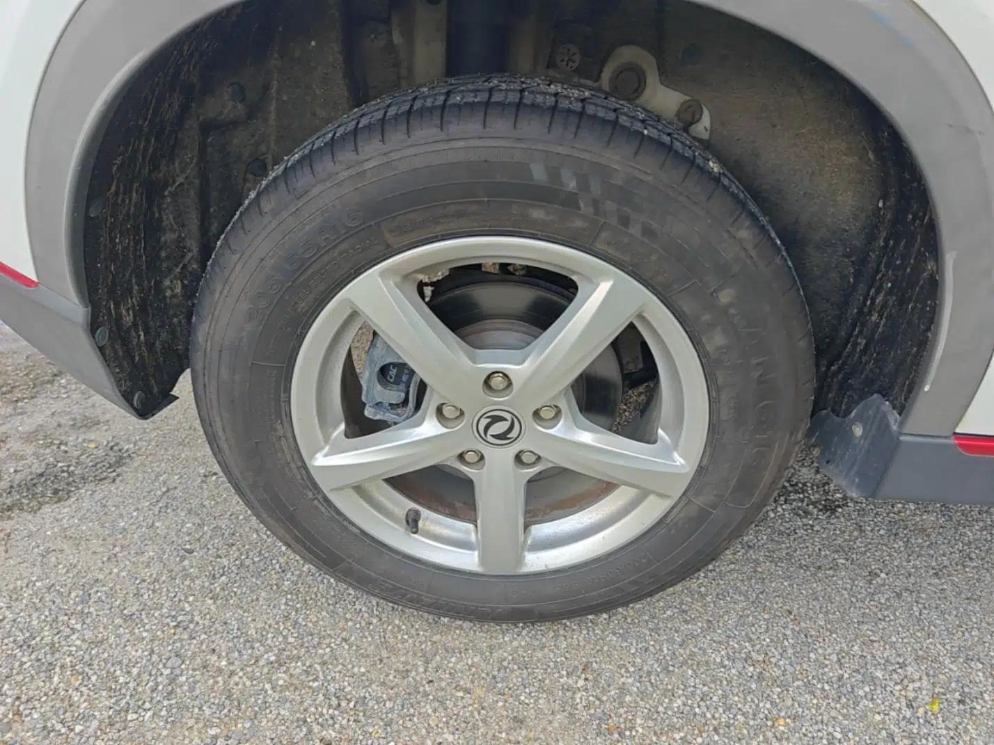 Dongfeng Fengon 500 2021 1.5L CVT Enjoyment Model — миниатюра 11
