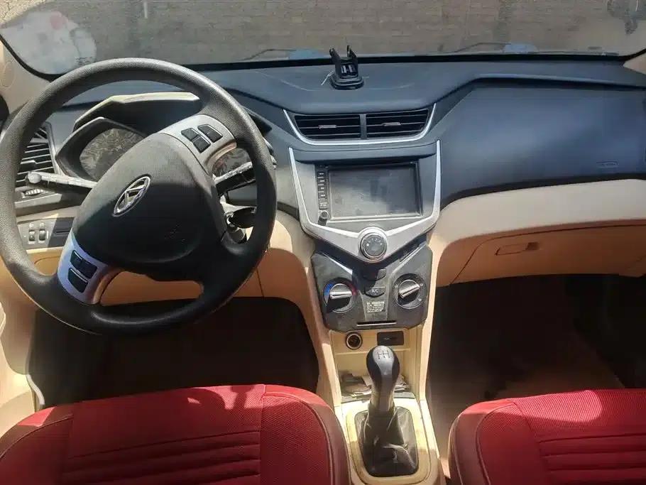 Fengyun 2 2016 1.5L Manual Value Edition — миниатюра 12