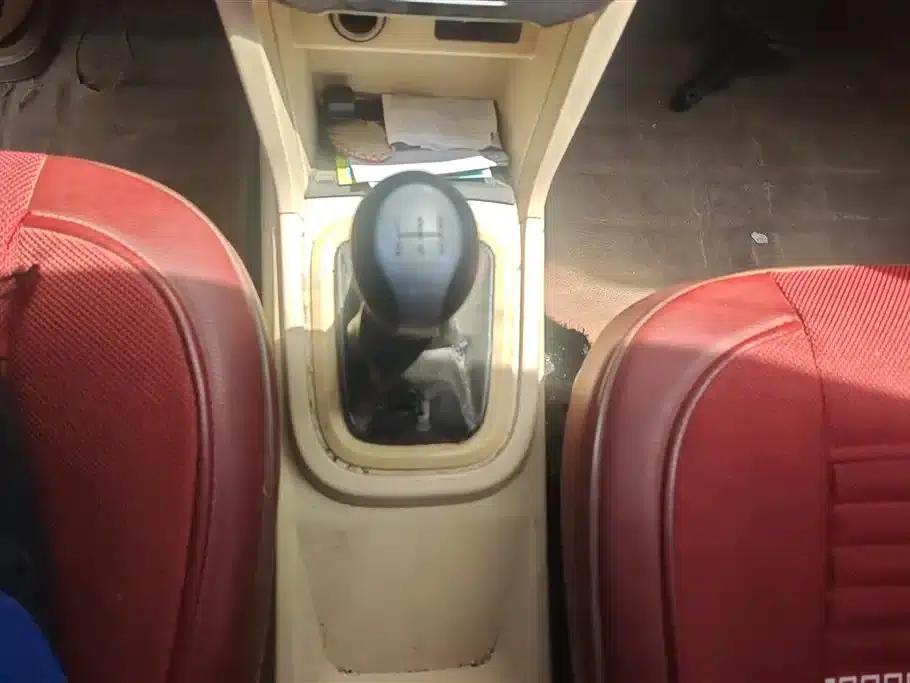 Fengyun 2 2016 1.5L Manual Value Edition — миниатюра 16
