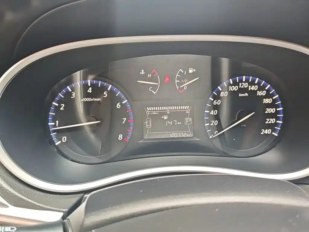 Venucia T90 2017 2.0L CVT Smart Edition — миниатюра 12