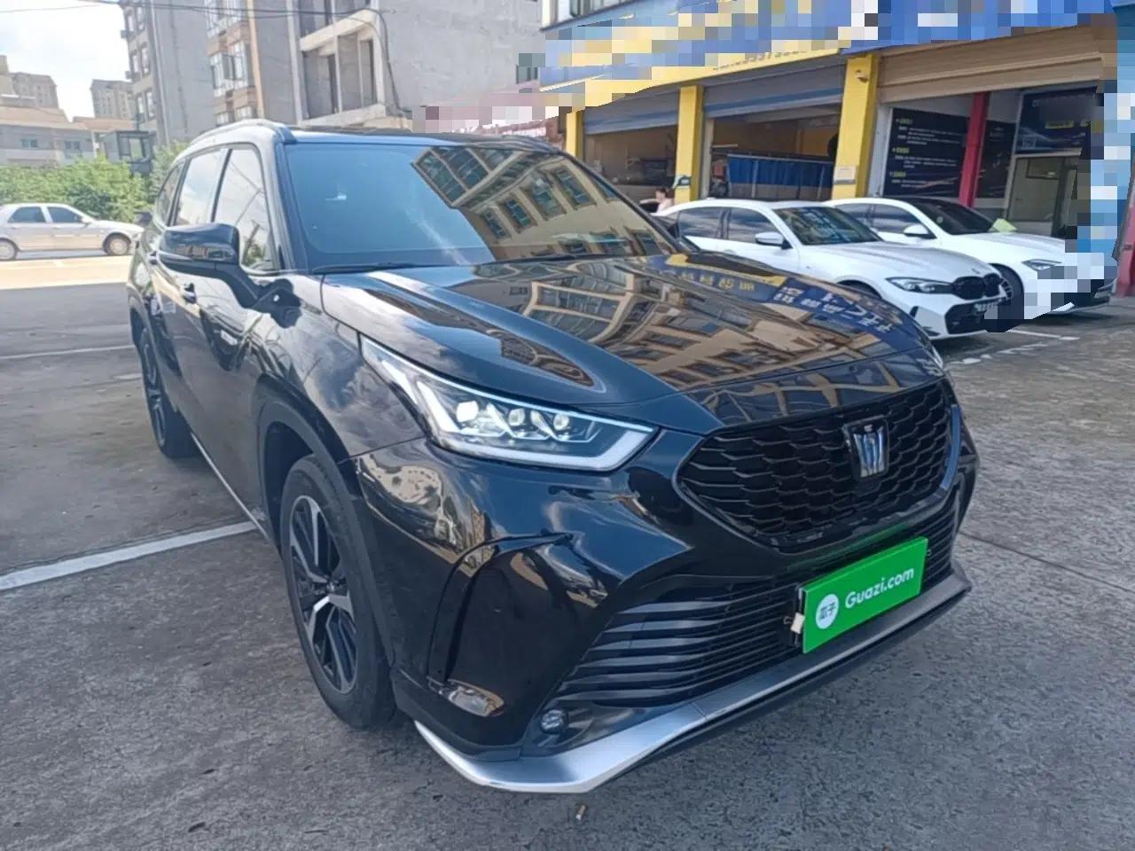Toyota Crown Kluger 2023 2.5L HEV Four-Wheel Drive Luxury Edition — миниатюра 3