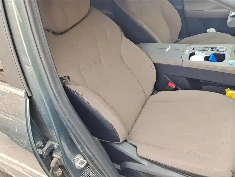 Fengyun T8 2025 1.5T 130km Premium Edition 5-seater — миниатюра 8