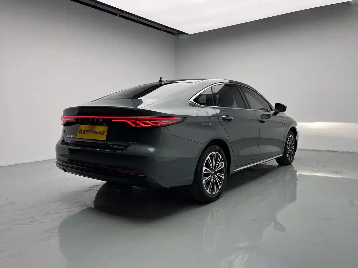 Fengyun A8L 2025 1.5TGDI Comfort Model (145km/h) — миниатюра 3