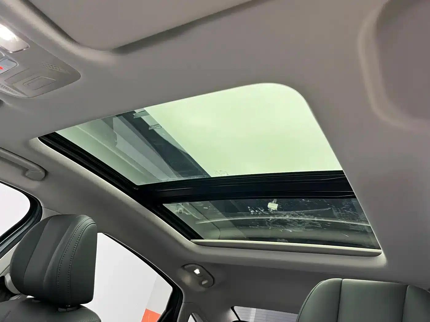 Fengyun A8L 2025 1.5TGDI Comfort Model (145km/h) — миниатюра 8