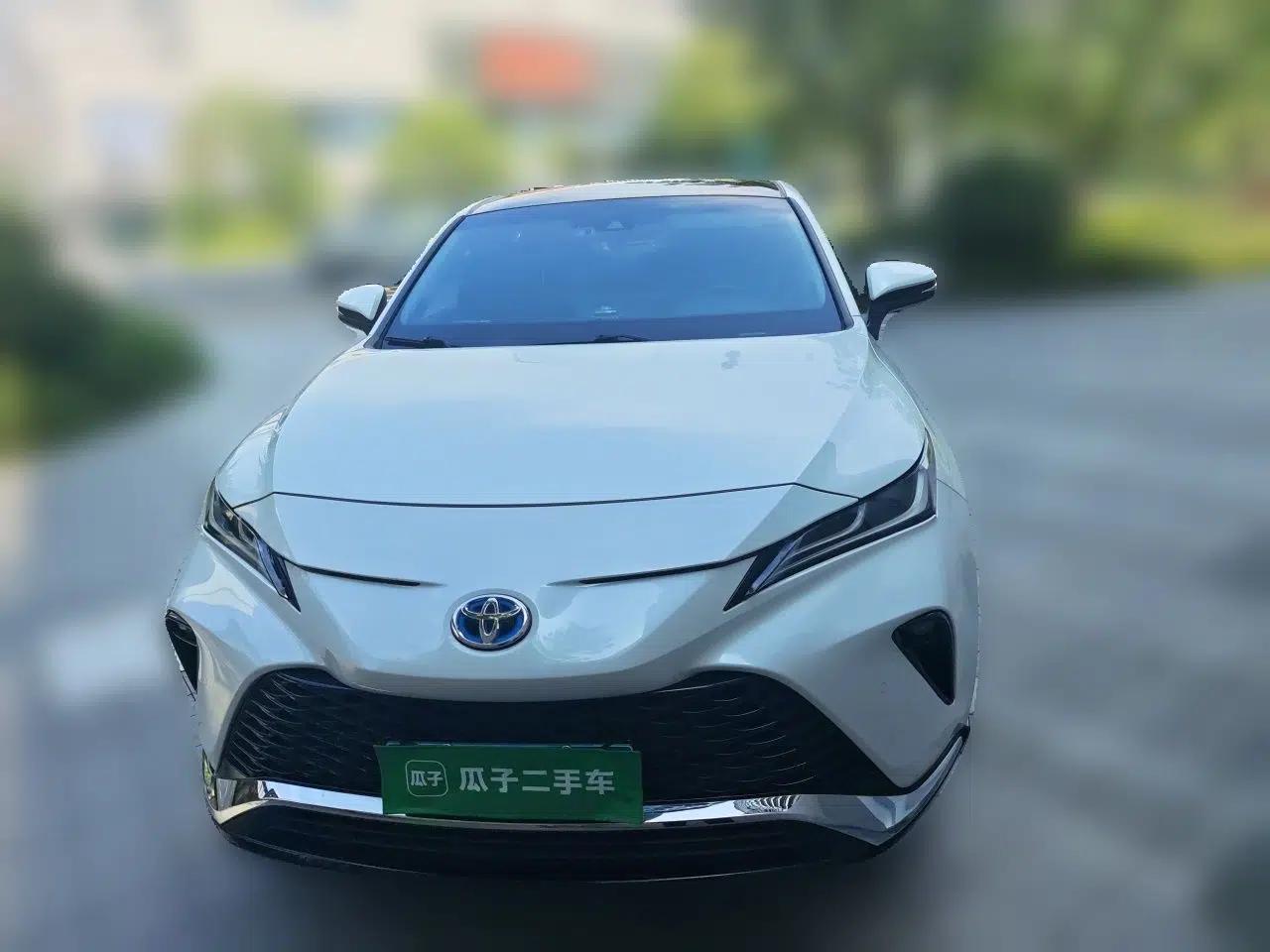Toyota Venza 2022 Dual-Engine 2.5L CVT Two-Wheel Drive Prestige Edition — миниатюра 2