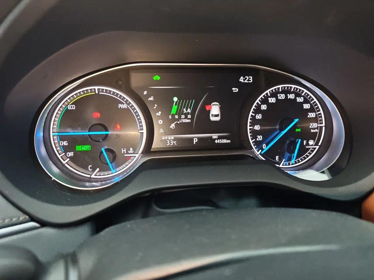 Toyota Venza 2022 Dual-Engine 2.5L CVT Two-Wheel Drive Prestige Edition — миниатюра 11