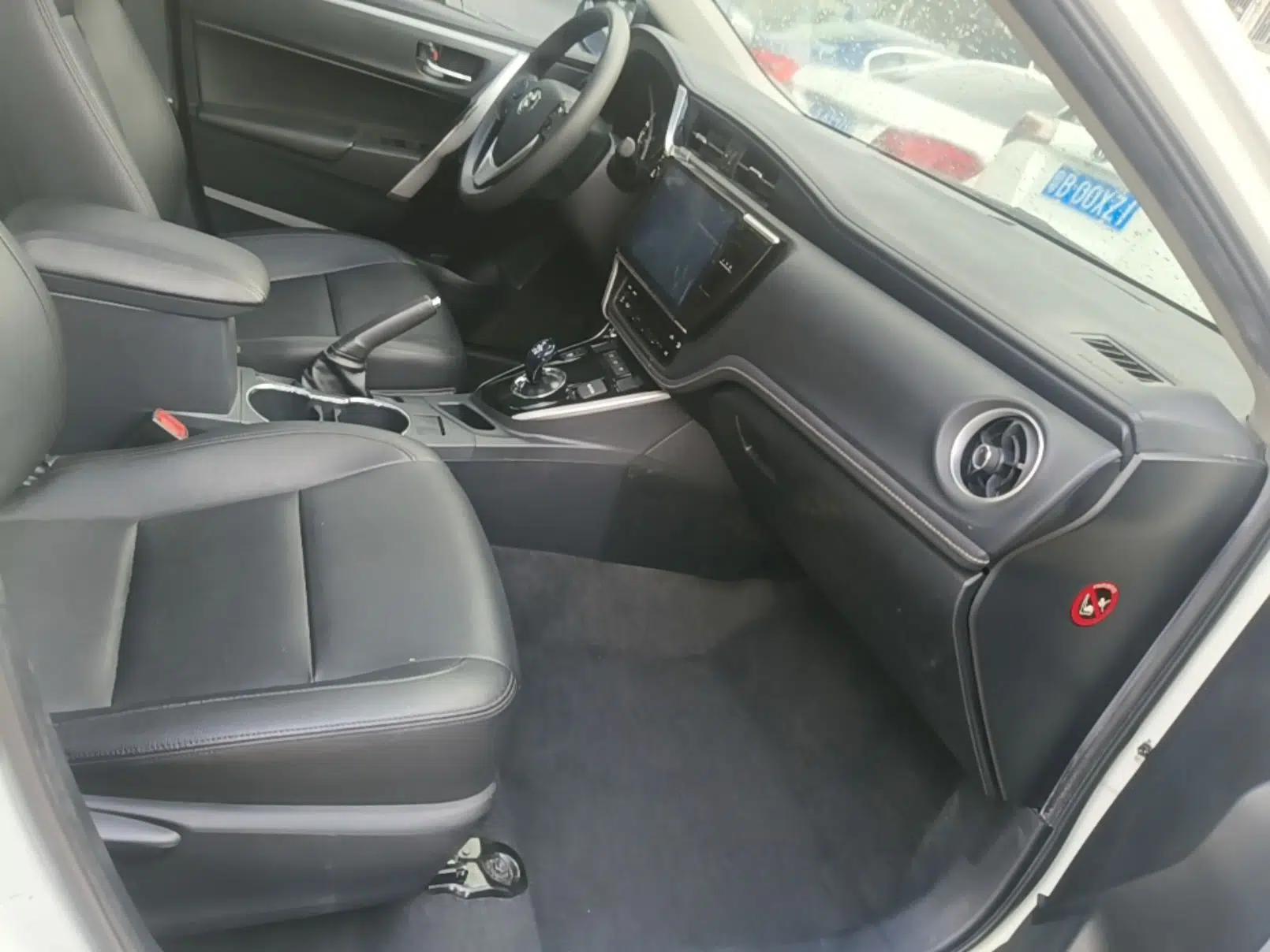 Toyota Corolla Hybrid E+ 2019 1.8L E-CVT Leading Edition — миниатюра 19