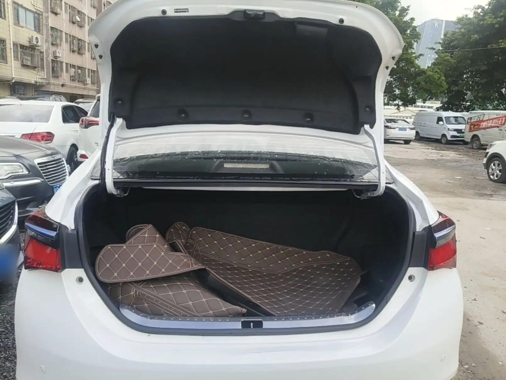 Toyota Corolla Hybrid E+ 2019 1.8L E-CVT Leading Edition — миниатюра 22