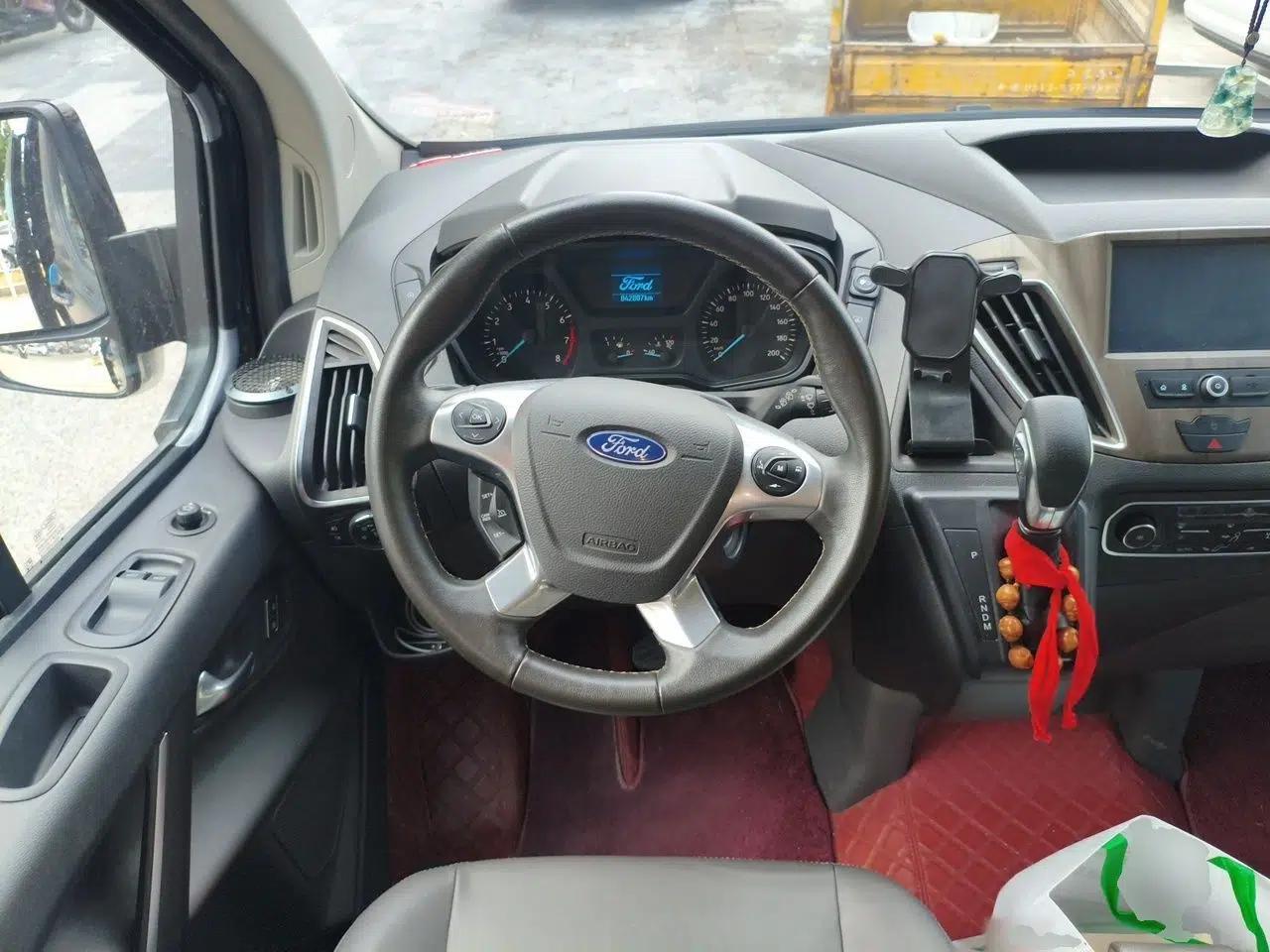 Ford Tourneo Custom 2020 Revised Version 2.0T Automatic – Elite Edition — миниатюра 10