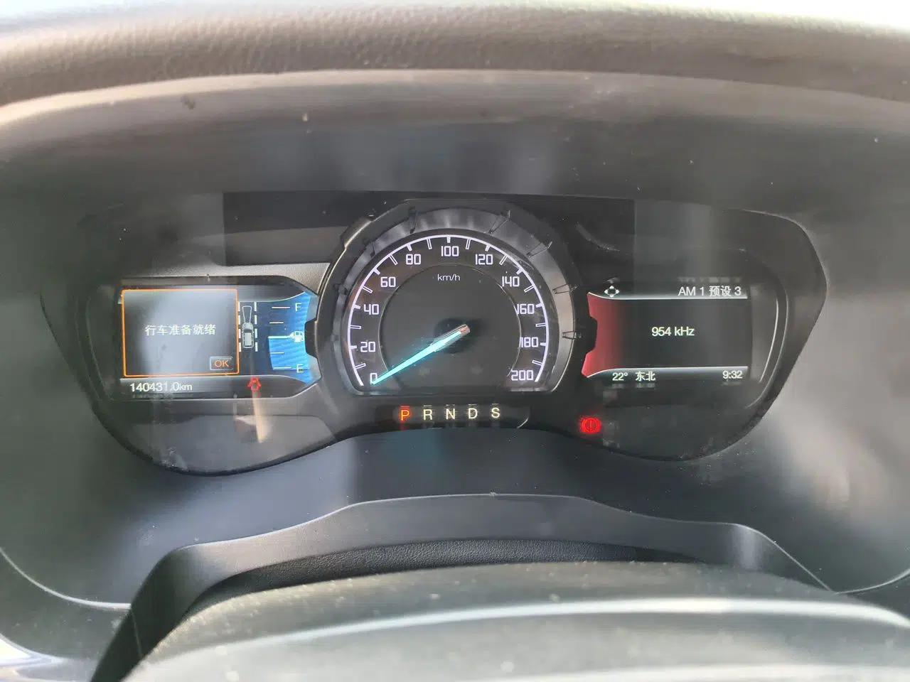 Ford Everest 2019 2.0T Gasoline Automatic 4x4 Flagship Edition 7 Seats — миниатюра 11