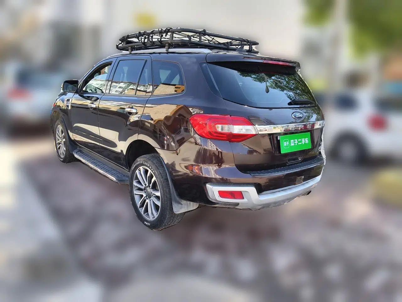 Ford Everest 2019 2.0T Gasoline Automatic 4x4 Flagship Edition 7 Seats — миниатюра 4