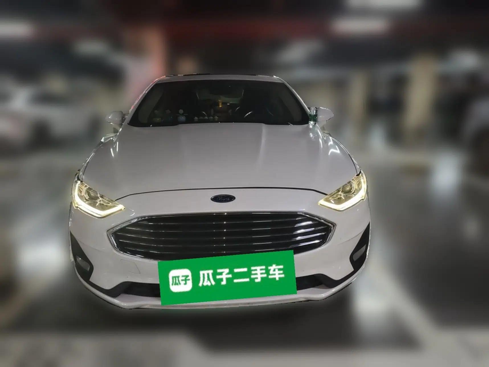 Ford Mondeo New Energy 2018 2.0 PHEV Smart-Controlled Fashion Edition China V Standard — миниатюра 2